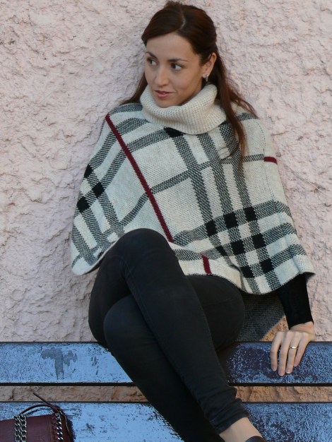 look poncho 2