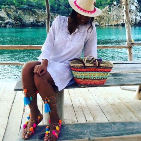 sandalias-pompones 13